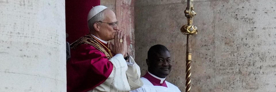 Wer ist Papst Leo XIV.? Der neue Papst ist Amerikaner - und Weltbrger