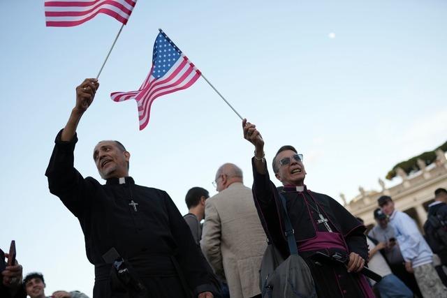 Der amerikanische Papst und der stolze Präsident