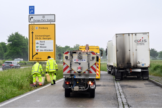 Tdlicher Unfall auf der B3 bei Freiburg: Auto hatte nur fnf Sitzpltze