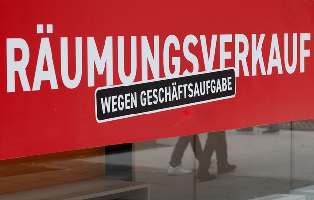 Manche Unternehmen geben auf.  | Foto: Bernd Wei&szlig;brod/dpa
