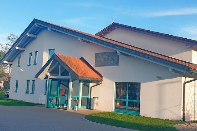 Land Baden-Wrttemberg untersttzt Sanierung der Halle in Rtenbach