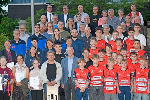 Die Geehrten der Friesenheim-Galas, vo...de für ihr Engagement erhalten haben. | Foto: Bettina Schaller Die Geehrten der Friesenheim-Galas, vo...de für ihr Engagement erhalten haben. | Foto: Bettina Schaller