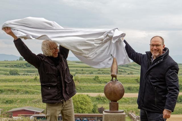 Ein Kunstwerk mitten in der Landschaft als Mahnmal fr den Frieden - im Groen und im Kleinen