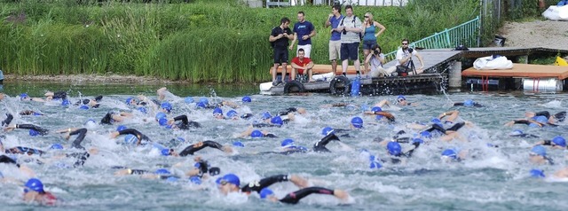 500 Meter Schwimmen, 22 Kilometer Radf...eim &#8222;Triathlon Offenburg&#8220;.  | Foto: Gertrude Siefke