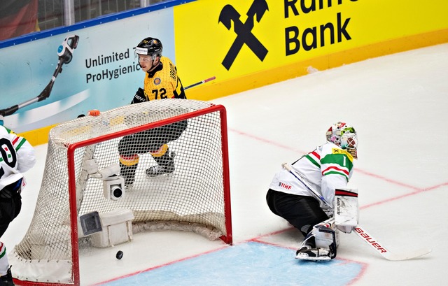 Dominik Kahun erzielte den ersten deut... der WM in D&auml;nemark und Schweden.  | Foto: Henning Bagger/Ritzau Scanpix/AP/dpa