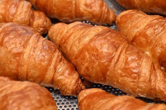 Croissants lsen nchtlichen Feuerwehreinsatz in Emmendingen aus