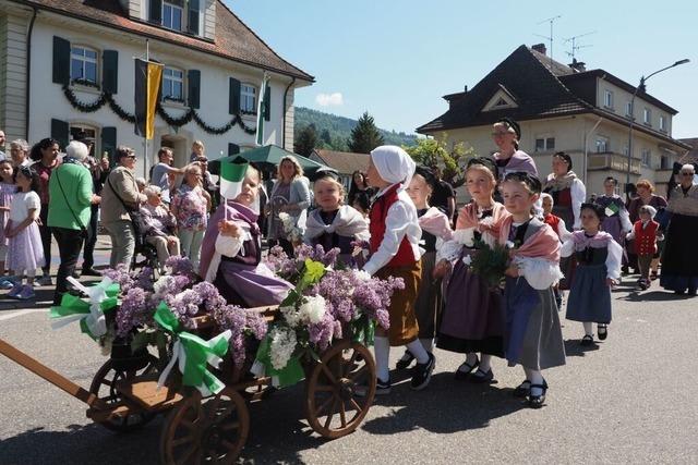 Hausen feiert seinen Heimatdichter: Das Hebelfest war dieses Jahr fest in Kinderhand