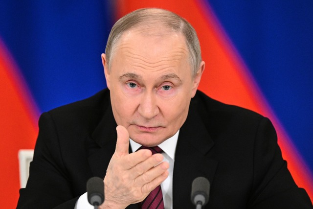 Putin wich dem Ultimatum aus und machte Gegenvorschl&auml;ge.  | Foto: Sergei Bobylev/RIA Novosti/AP/dpa