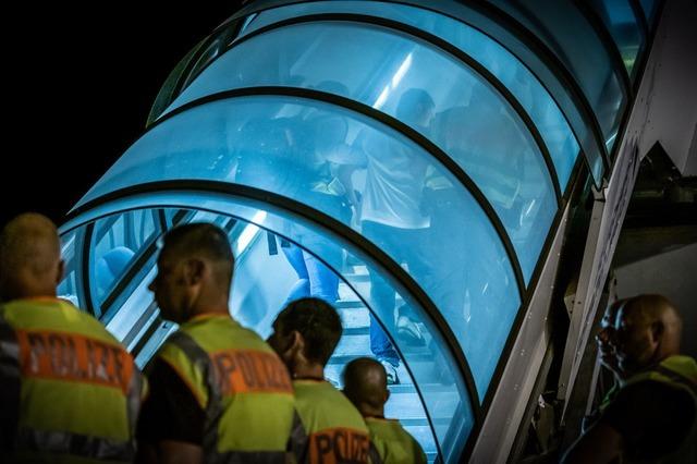 Baden-Württemberg schiebt mehr Menschen ab Baden-Württemberg schiebt mehr Menschen ab