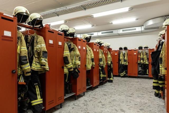 Einweihung des Feuerwehr-Gertehauses in Freiburg-Hochdorf - ein weiterer Schritt nach vorn