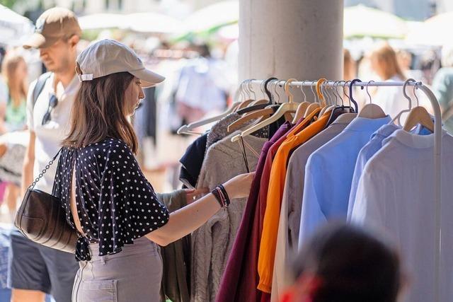 1500 Menschen beim Frollein Flohmarkt auf dem BZ-Campus in Freiburg