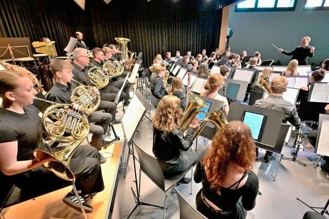 Beim Doppelkonzert der Jugendblasorchester gab es Stcke, die eine Geschichte erzhlen