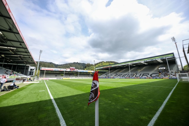 Das altehrwürdige Dreisamstadion ...für eine Millionensumme umgebaut. | Foto: Roland Krivec/Defodi Images/dpa-Zentralbild/dpa Das altehrwürdige Dreisamstadion ...für eine Millionensumme umgebaut. | Foto: Roland Krivec/Defodi Images/dpa-Zentralbild/dpa