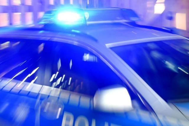 Autofahrer bersieht Kleinkraftrad in Friedenweiler