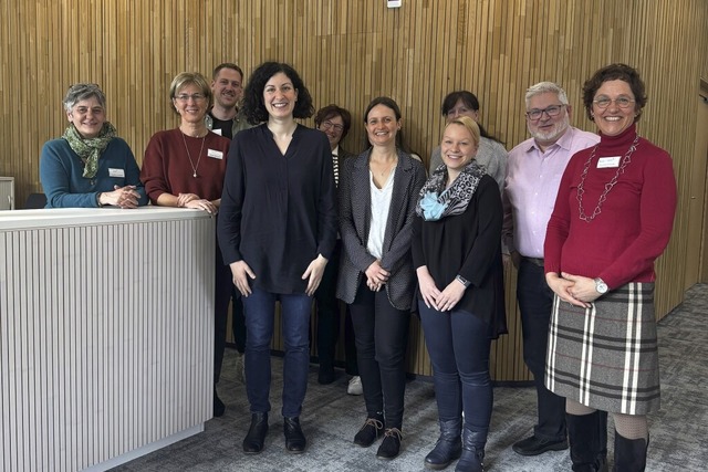 Sarah Hagmann (Vierte von links) mit Pflegeberatenden im Kreis Lörrach | Foto: Theresia Lindner Sarah Hagmann (Vierte von links) mit Pflegeberatenden im Kreis Lörrach | Foto: Theresia Lindner