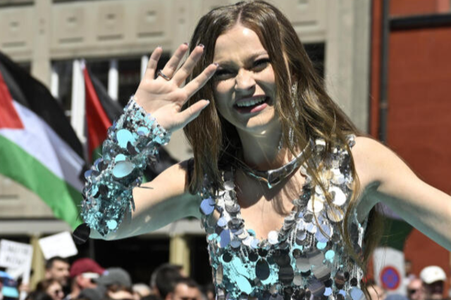 Fotos: Die groe bunte ESC-Parade durch Basels Innenstadt