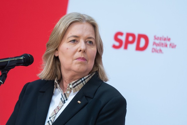 Die neue starke Frau der SPD: B&auml;rbel Bas.  | Foto: Christophe Gateau/dpa