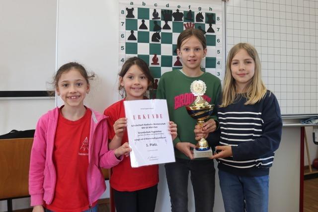 Diese vier Grundschlerinnen aus Hugstetten drfen zur Deutschen Schulschachmeisterschaft
