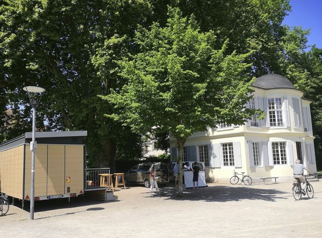 Das Tiny House des KIT wurde am Montag...et’schen Schlösschen aufgebaut. | Foto: Ralf Burgmaier Das Tiny House des KIT wurde am Montag...et’schen Schlösschen aufgebaut. | Foto: Ralf Burgmaier