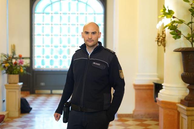 Filmstar statt Finanzminister? Bayaz wird zum Schauspieler