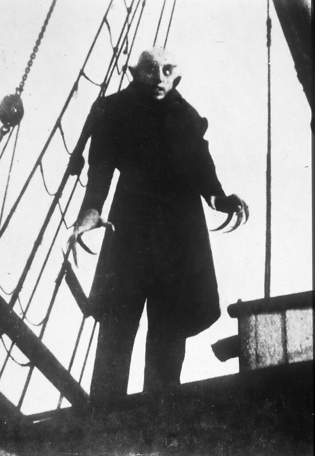 Eine Szene aus dem Stummfilmklassiker „Nosferatu“ | Foto: dpa Eine Szene aus dem Stummfilmklassiker „Nosferatu“ | Foto: dpa