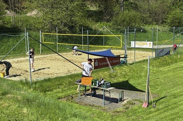 Beachvolleyball-Platz erffnet