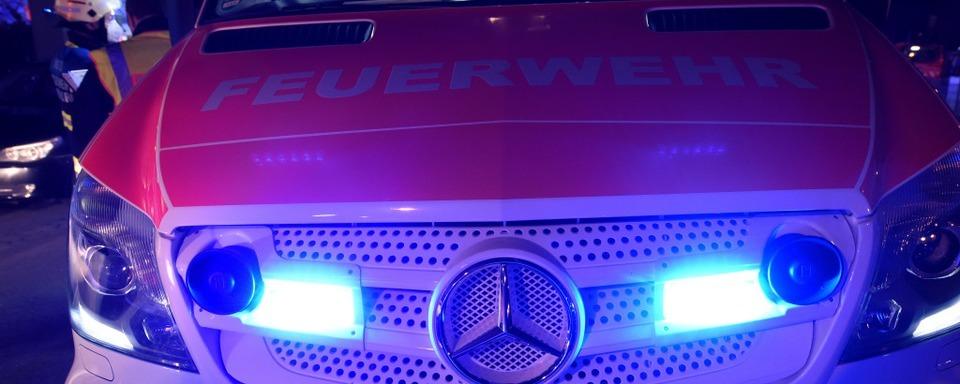 Baustellenfahrzeuge durch nchtlichen Brand in Freiburg-Hochdorf zerstrt