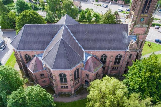 Mit der Flex: Unbekannte wollen Kollekte aus der Schopfheimer Stadtkirche stehlen