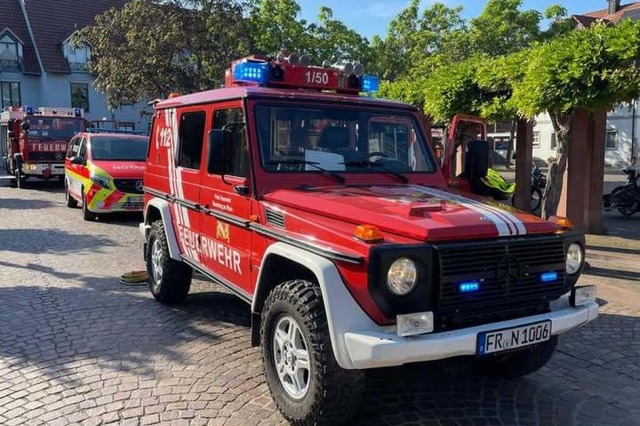 Feuerwehr, Notarzt und Rettungsdienst ...des Neuenburger Stadthauses gefordert. | Foto: Feuerwehr Neuenburg Feuerwehr, Notarzt und Rettungsdienst ...des Neuenburger Stadthauses gefordert. | Foto: Feuerwehr Neuenburg