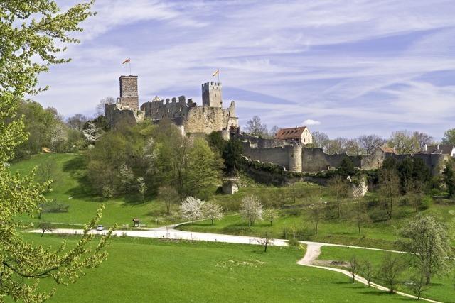 Rttelnbund ldt zur Zeitreise auf Burg Rtteln in Lrrach ein