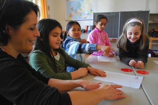 Integration durch Bildung: Junge Frauen erzhlen von wertvollen Erfahrungen in Lrrach