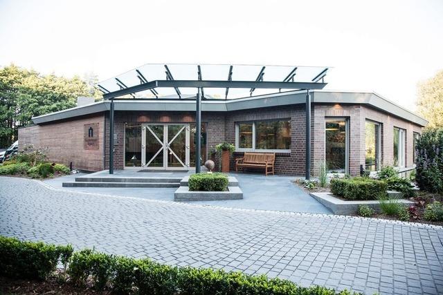 Privatinvestoren halten dagegen - Dmpfer fr Lahrer Krematoriums-Plan