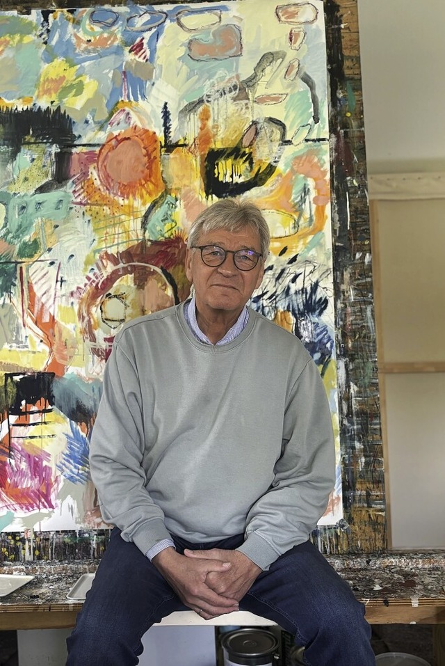 Michael Thümmrich vor einem expressionistischen Werk in seinem Atelier | Foto: Elisabeth Lorenz Michael Thümmrich vor einem expressionistischen Werk in seinem Atelier | Foto: Elisabeth Lorenz