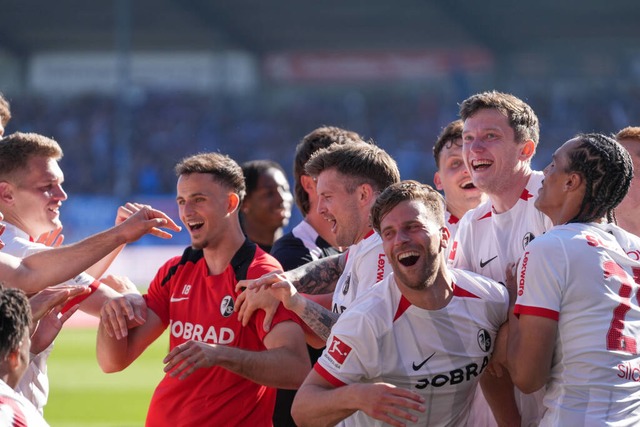 Am vorletzten Spieltag durften die Spi...etzen sie am Samstag noch einen drauf? | Foto: IMAGO/Arne Amberg Am vorletzten Spieltag durften die Spi...etzen sie am Samstag noch einen drauf? | Foto: IMAGO/Arne Amberg