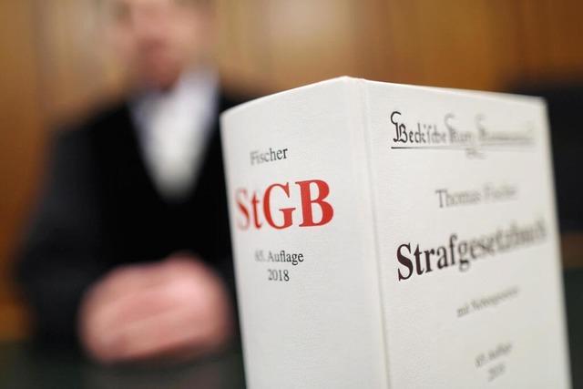 Simonswlder Femizid-Prozess wird Ende Mai fortgesetzt