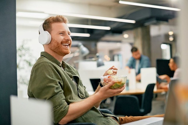 Die Regeln für Pausen am Arbeitsplatz ...m Homeoffice und bei mobilem Arbeiten. | Foto: Drazen (Stock.adobe.com) Die Regeln für Pausen am Arbeitsplatz ...m Homeoffice und bei mobilem Arbeiten. | Foto: Drazen (Stock.adobe.com)