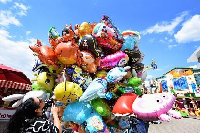 Auftakt der Freiburger Mess’: Buntes, Ses und viel Trubel