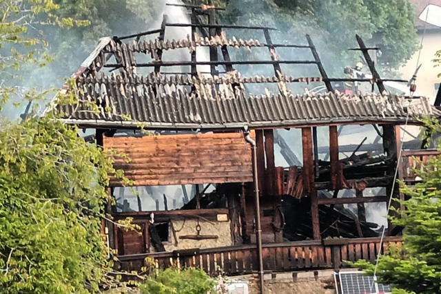 Freudighof in Hchenschwand-Tiefenhusern komplett abgebrannt