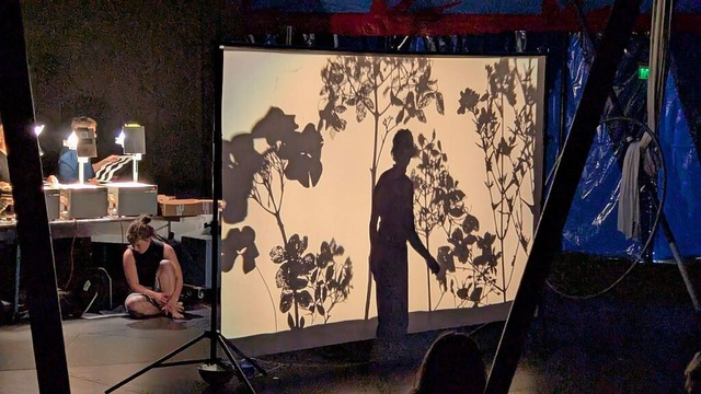 Licht, Farbe, Musik: die Traumwelten d...ntheaters „Bewegtelichter“ | Foto: Dorothee Philipp Licht, Farbe, Musik: die Traumwelten d...ntheaters „Bewegtelichter“ | Foto: Dorothee Philipp