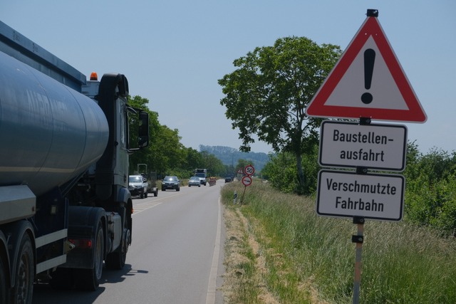 Auf der B3 ist es zwischen Auggen und Schliengen zu einem Unfall gekommen. | Foto: Martin Pfefferle (Archiv) Auf der B3 ist es zwischen Auggen und Schliengen zu einem Unfall gekommen. | Foto: Martin Pfefferle (Archiv)