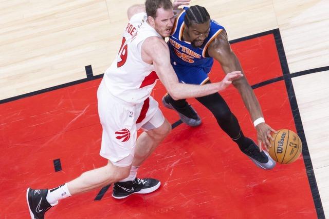 Ariel Hukporti, der einst in Freiburg spielte, ist nicht mehr weit vom NBA-Titel entfernt