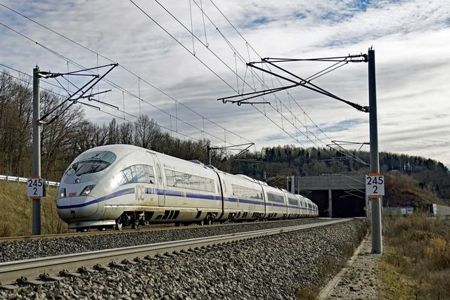 Einseitiger Fokus auf Fernverkehr: IG Bohr kritisiert Plne der Bahn beim Ausbau der Rheintalstrecke