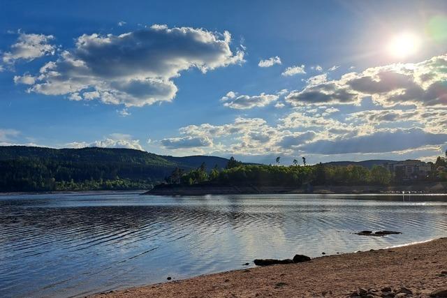 Breisgau-Hochschwarzwald warnt vor Niedrigwasser und verbietet Wasserentnahme