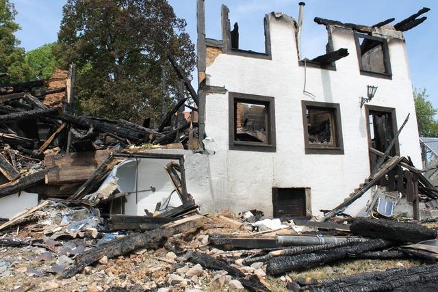 Gemeinde Hchenschwand ruft nach Brand von Bauernhof zu Spenden auf