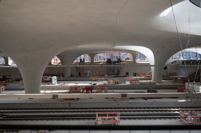 An Stuttgart 21 wird noch gebaut. Doch...en für den normalen Bahnverkehr geben. | Foto: Markus Lenhardt (dpa) An Stuttgart 21 wird noch gebaut. Doch...en für den normalen Bahnverkehr geben. | Foto: Markus Lenhardt (dpa)
