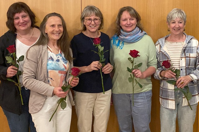 Die Hospizgruppe Denzlingen und Umland...ühr, Wilma Hollemann und Ulrike Martin | Foto: Stefan Buchgeister Die Hospizgruppe Denzlingen und Umland...ühr, Wilma Hollemann und Ulrike Martin | Foto: Stefan Buchgeister
