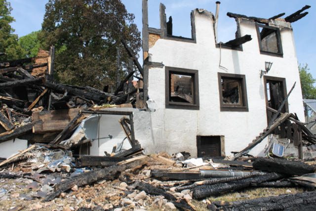 Gemeinde Hchenschwand ruft nach Brand von Bauernhof zu Spenden auf