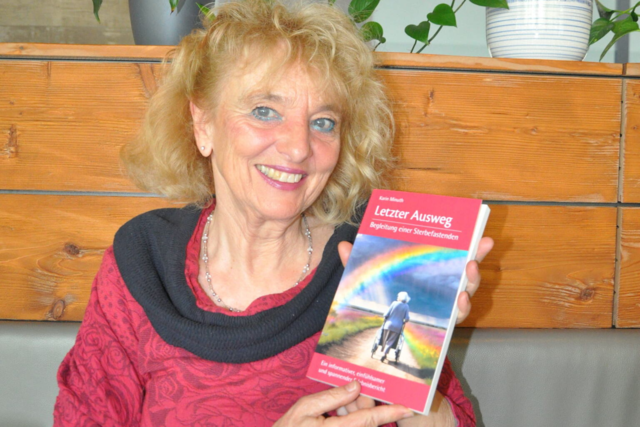 Auf der Suche nach einem wrdevollen Tod: Karin Minuth hat ihre Erfahrungen aufgeschrieben