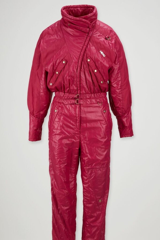 Ein Skianzug von Diana  | Foto: Julien's Auction/Undatiertes Han (dpa)