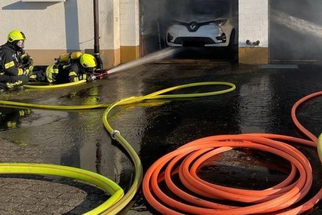Nach Feuer in Waldkircher Garage: "Elektroautos brennen tatschlich seltener"